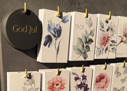 God Jul Tag Guld text på svart kraftpapper